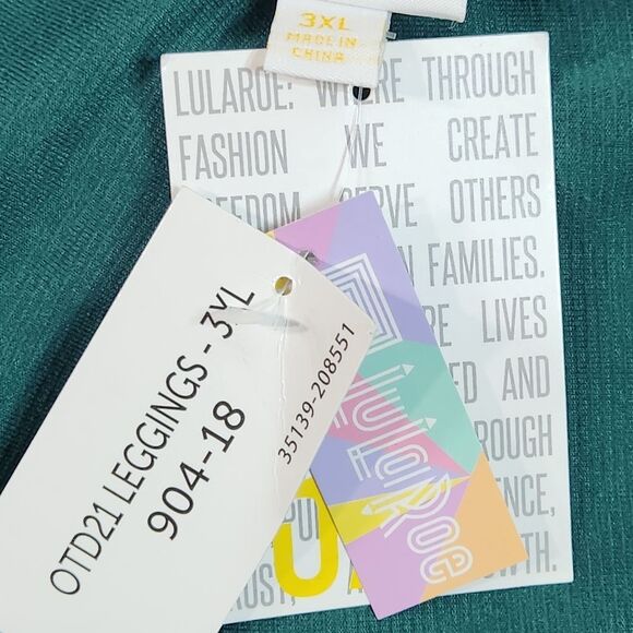 LuLaRoe Soft Green Ribbed Leggings - Picture 14 of 14